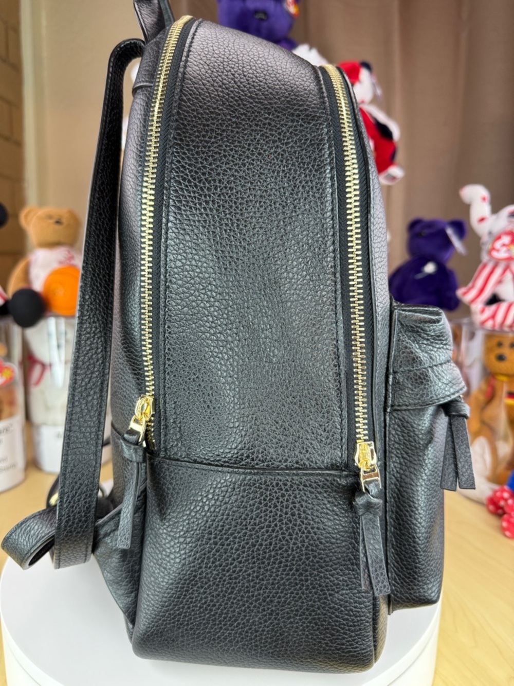 💥TORY BURCH - Thea Pebbled Leather Backpack - 75U995 - Picture 8 of 17